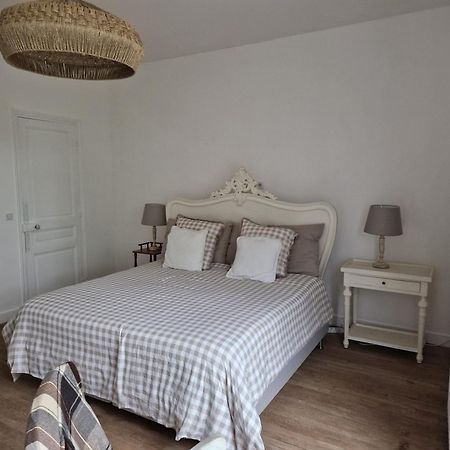 Demeure Du Saule Madame Bed & Breakfast Thieux  Exterior photo